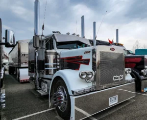 DAT Experts to Lead Discussions at the 2025 Mid-America Trucking Show