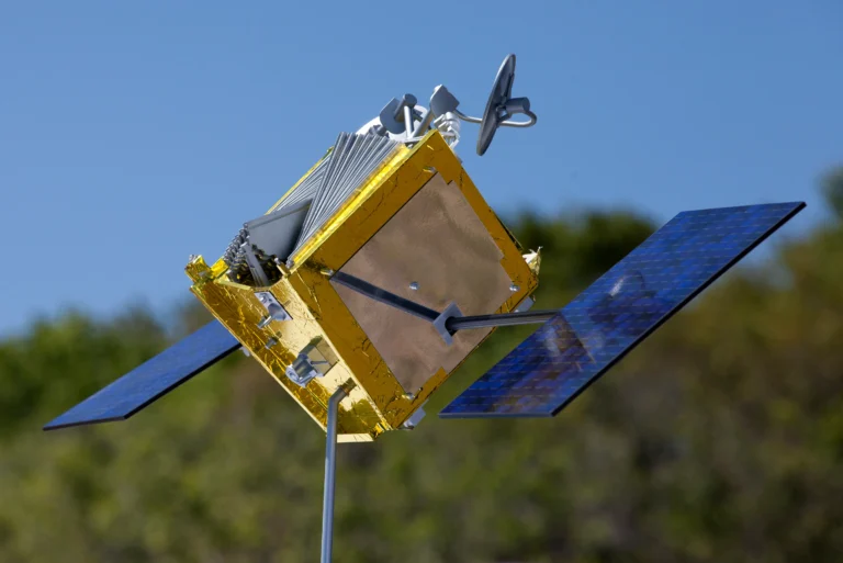 Airbus Selects Rocket Lab to Power Next-Generation Eutelsat OneWeb Constellation