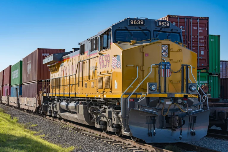 Union Pacific and Jaguar Transport Holding LLC Set for Expansion in Kansas City