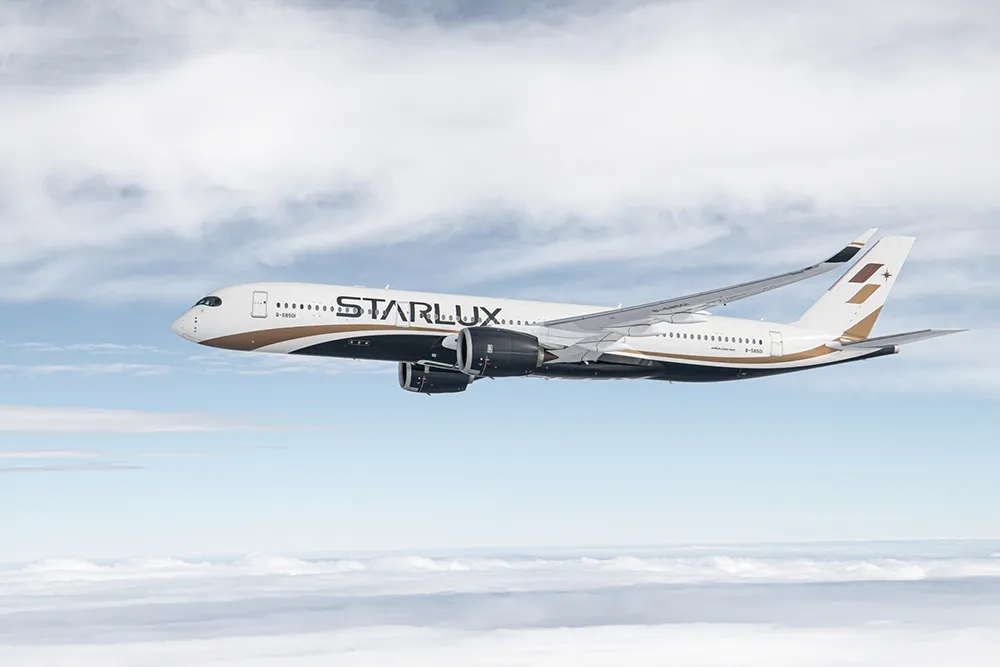 STARLUX